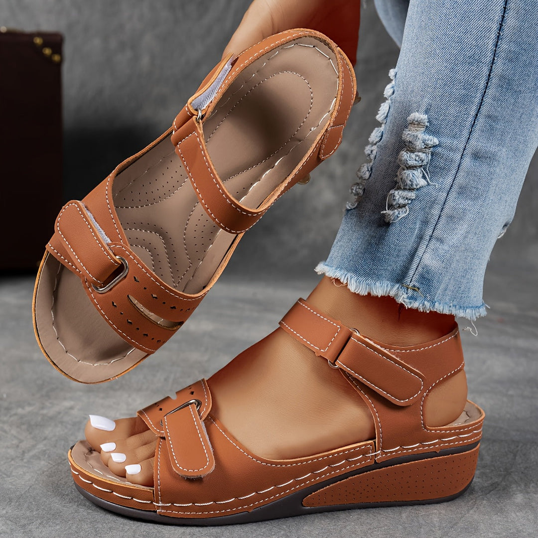 Magda | Trendige Orthopädische Sandalen