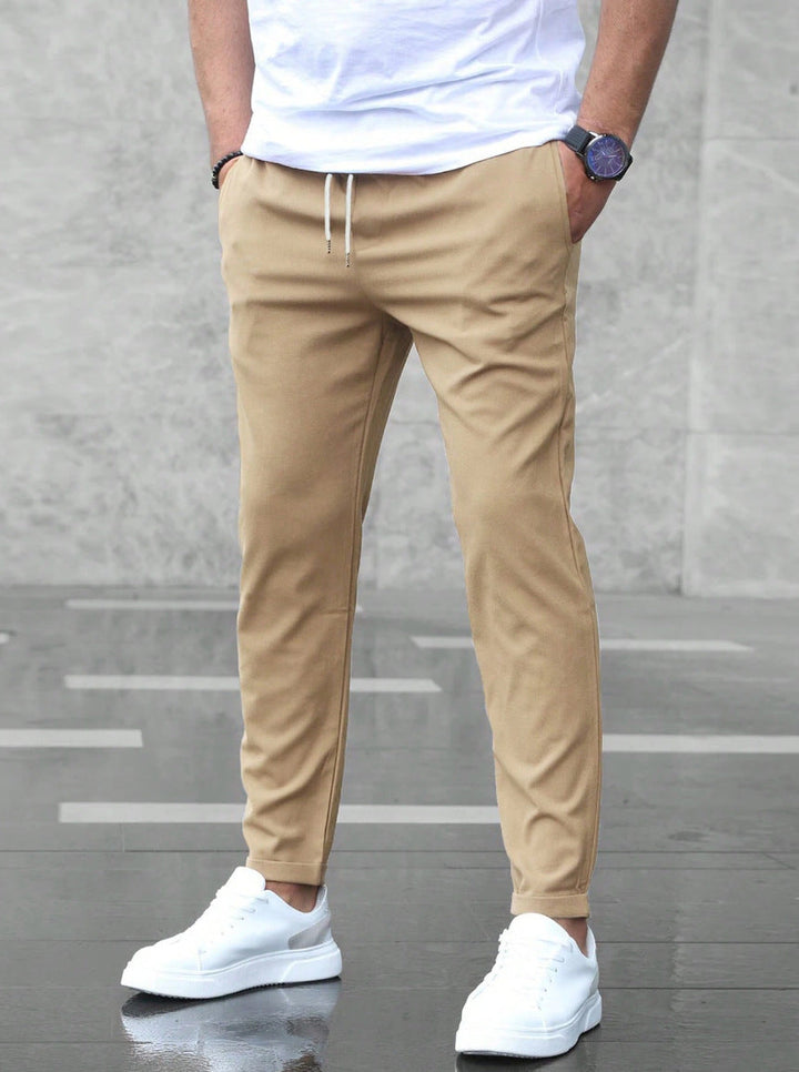 Jan | Stilvolle Stretchhose