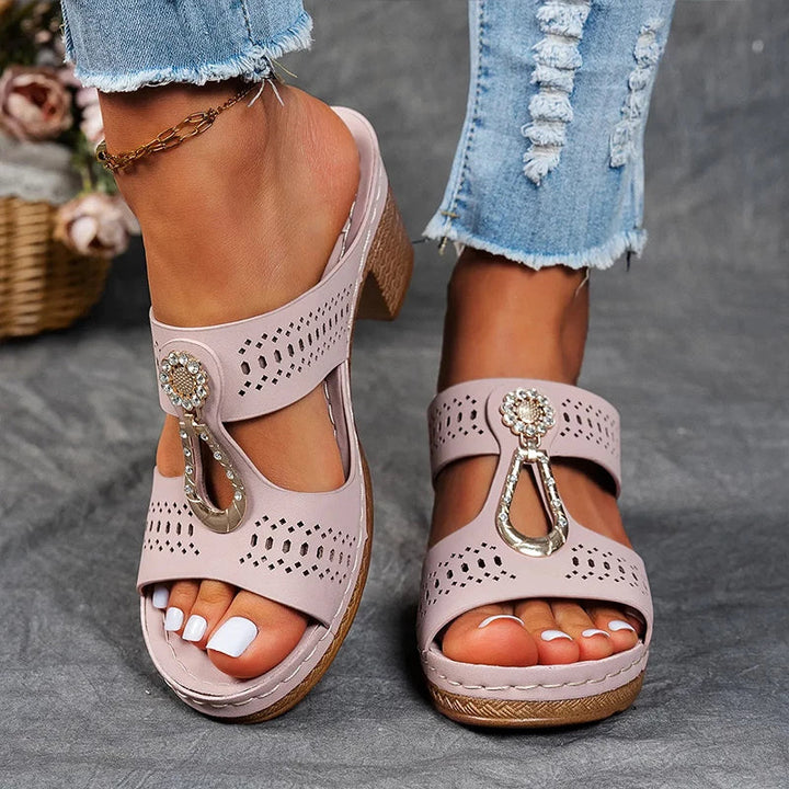 Liesbeth | Schicke und bequeme orthopädische Sandalen