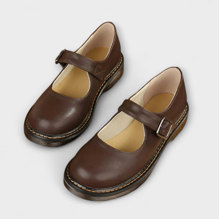 Herlinde | Vintage Mary Janes