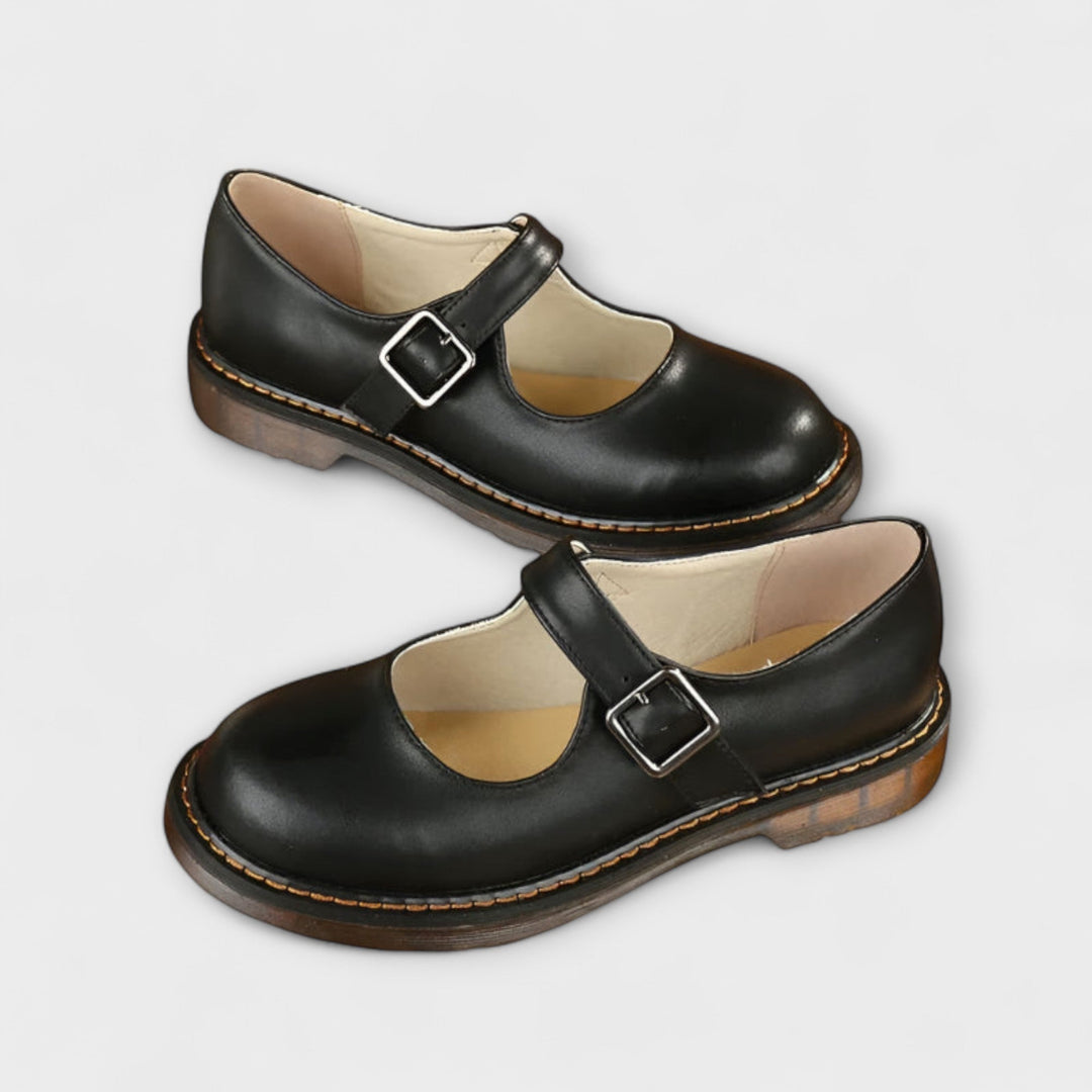 Herlinde | Vintage Mary Janes
