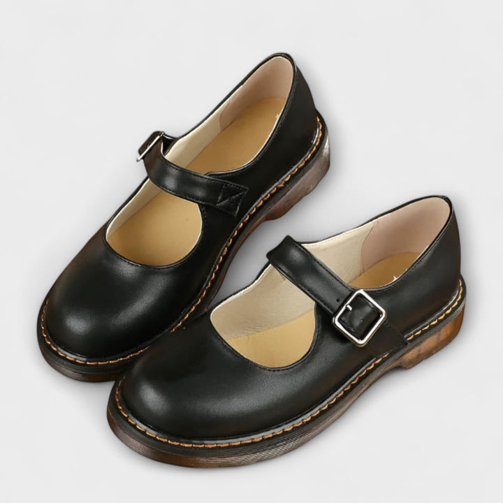 Herlinde | Vintage Mary Janes